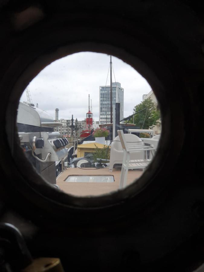 De Coaster & Aquarium Ponton Hotel Rotterdam Luaran gambar