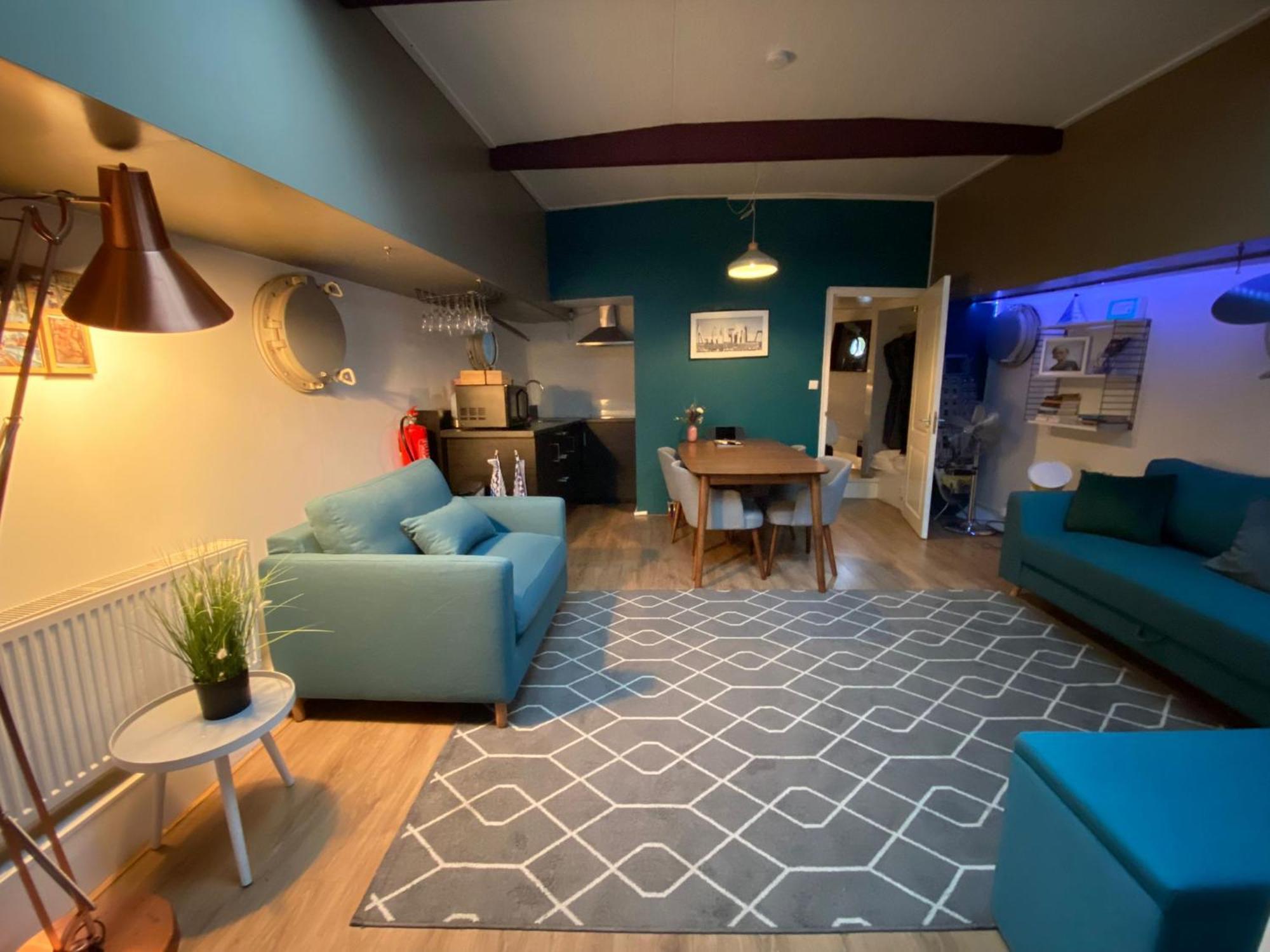 De Coaster & Aquarium Ponton Hotel Rotterdam Luaran gambar